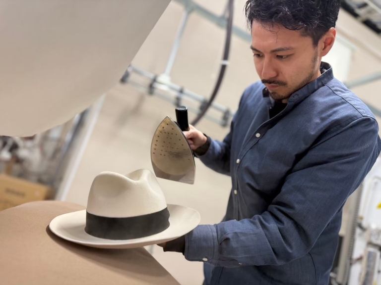 LINE_ALBUM_帽子_251008_1