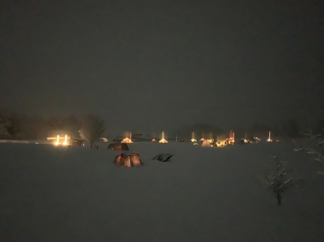 段ボールに命救われた年越雪中キャンプ＠スノーピークHeadquaters 