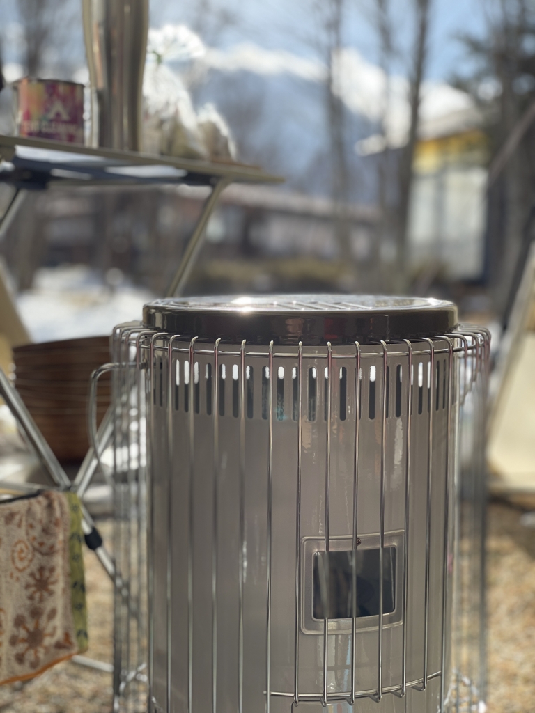 228C82A2-E081-41AE-9CEE-FE41513B8E93