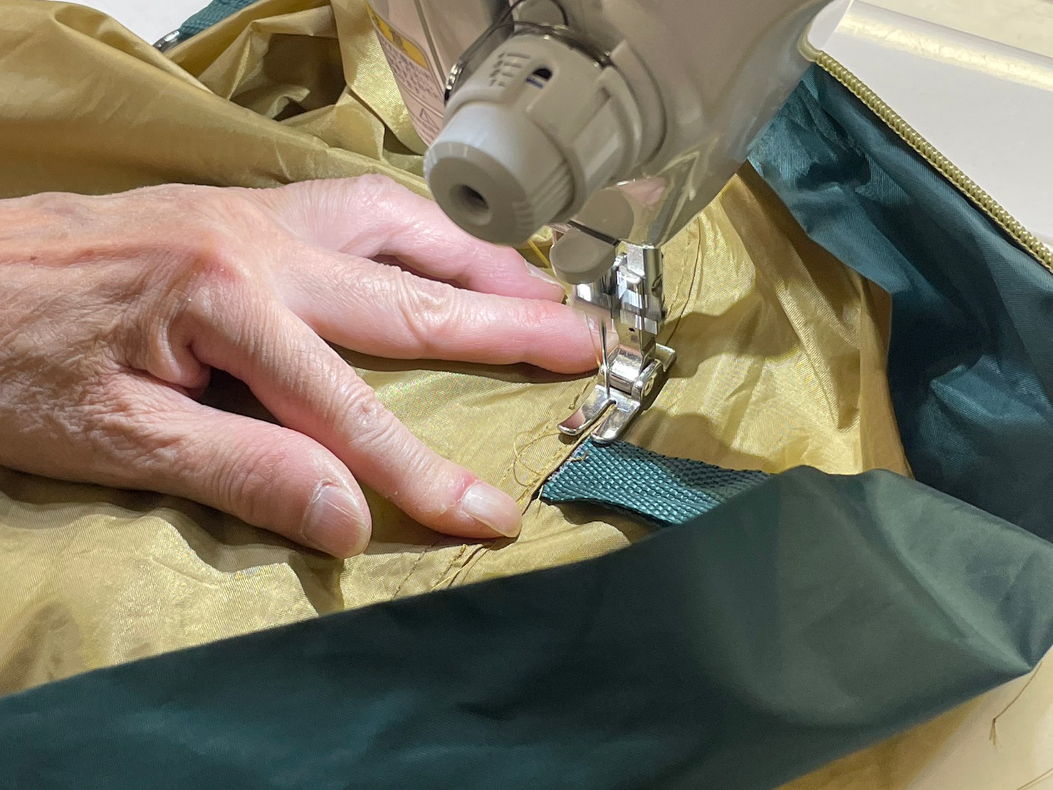 LINE_ALBUM_テントリペア