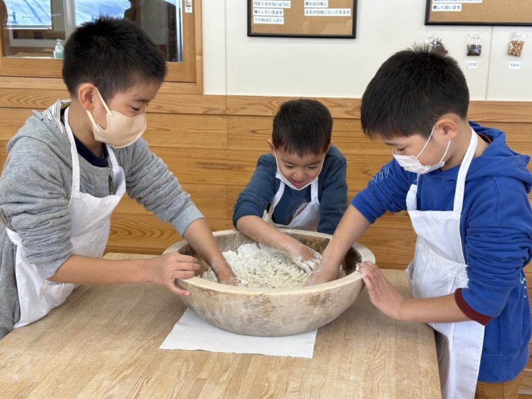 S__22053017_0 S__22053017_0