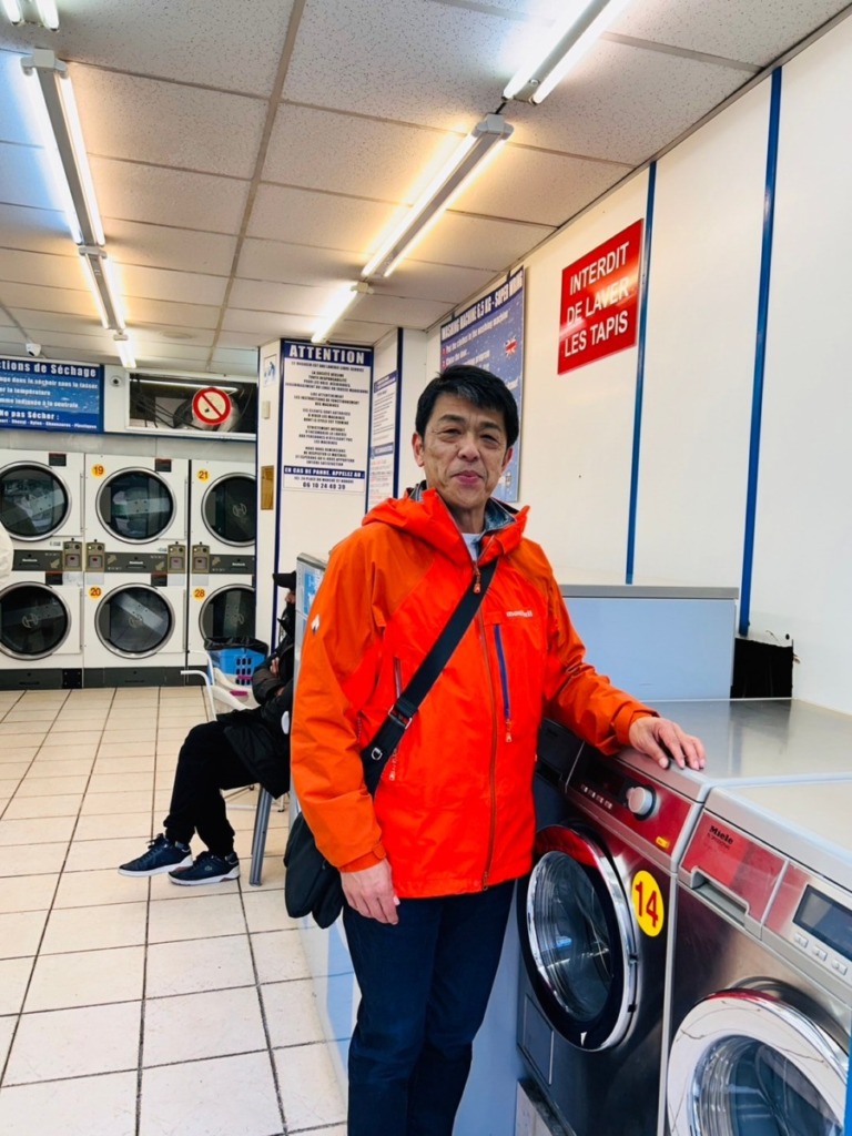 LINE_ALBUM_フランス_240410_16