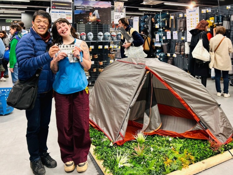 LINE_ALBUM_フランス_240410_22