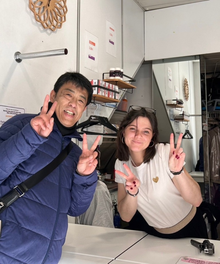 LINE_ALBUM_フランス_240410_9