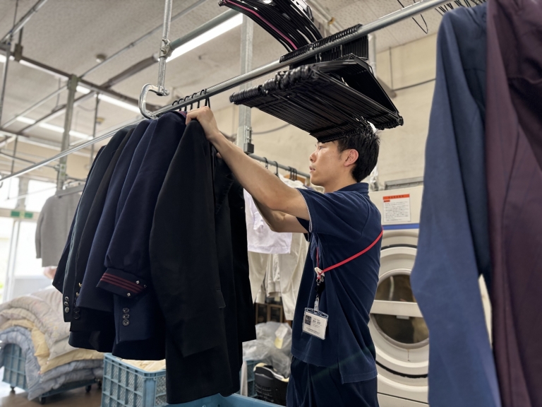 341647FB-3484-499E-99A0-40B84897A61E