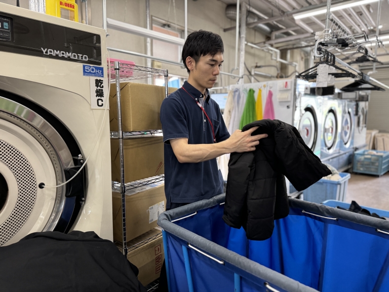 AC631D55-33AC-4FAA-99DC-2BA31218C697