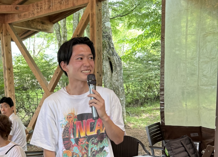 F1E02A75-EDAC-4B1F-A2E4-DA51FD0CFA36