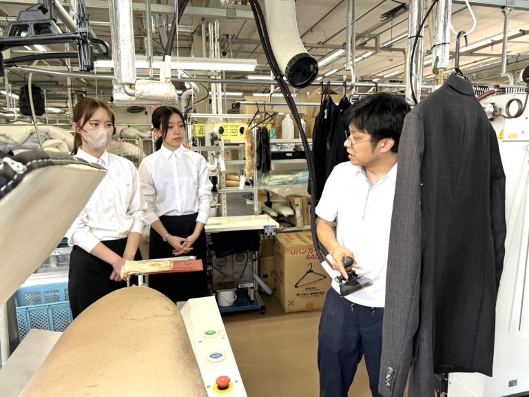 E09FEA79-D337-4D29-A888-D6D22997884D