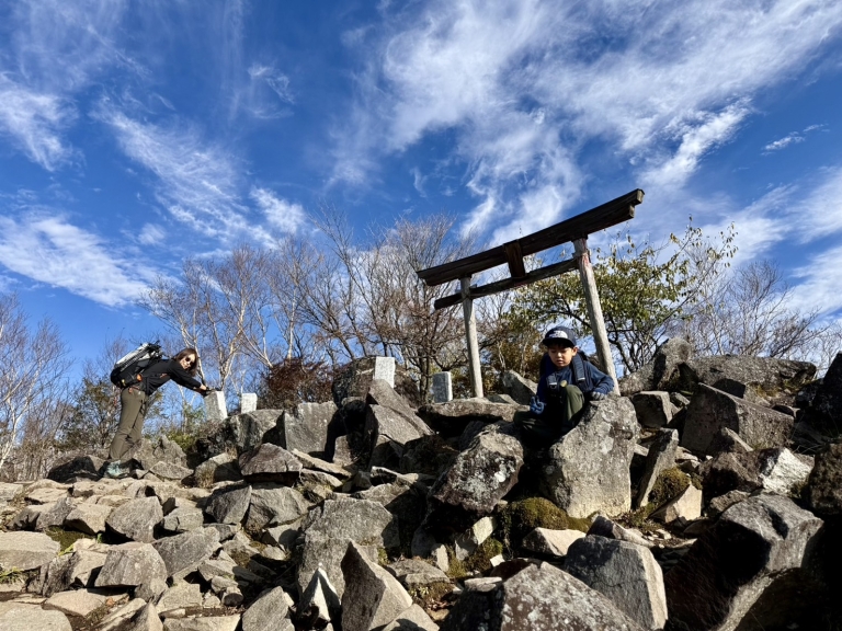 S__24223772_0 S__24223772_0