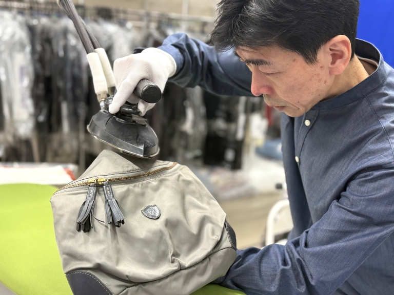 A7C1E2DF-DCC5-4EB3-91C6-DC528EECFD80