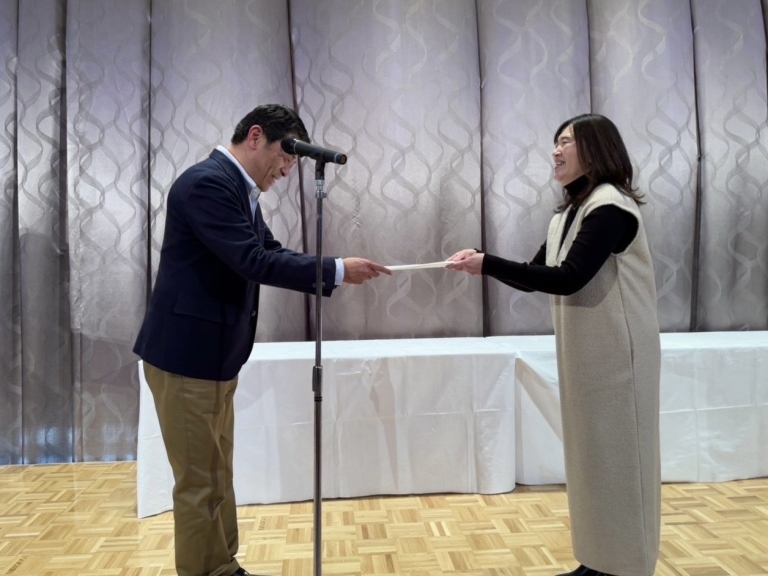 1E3FAC5E-8E2B-4DA2-9484-B520CAF5CD5E