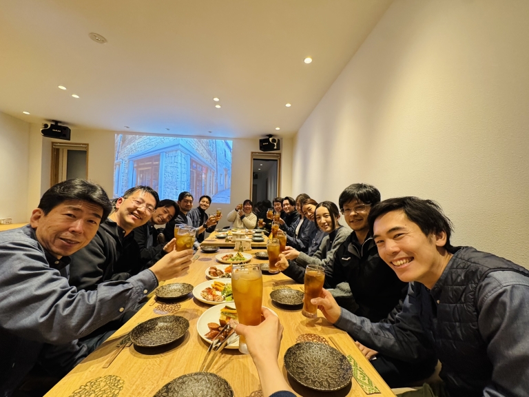 B5D8946A-3C3E-4B9E-B11C-6BF5DC232F64