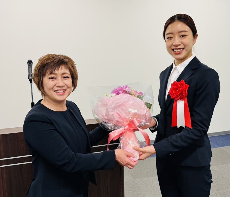 D85B235D-9CC8-4CE8-8F16-5B51A3784790