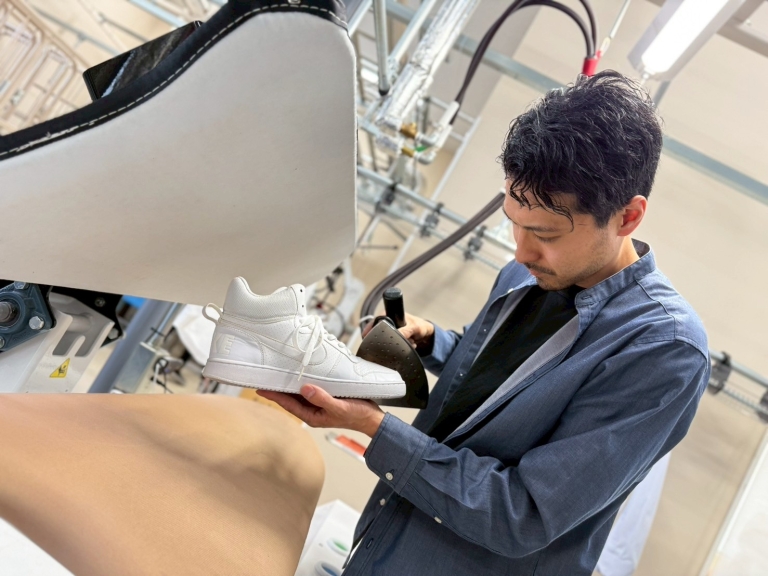 LINE_ALBUM_スニーカー_250412_1