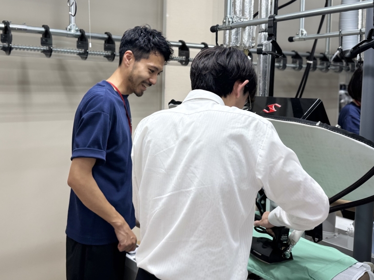 3EE672FF-5CB1-4E9A-A51A-4E30A73BB2CF 3EE672FF-5CB1-4E9A-A51A-4E30A73BB2CF