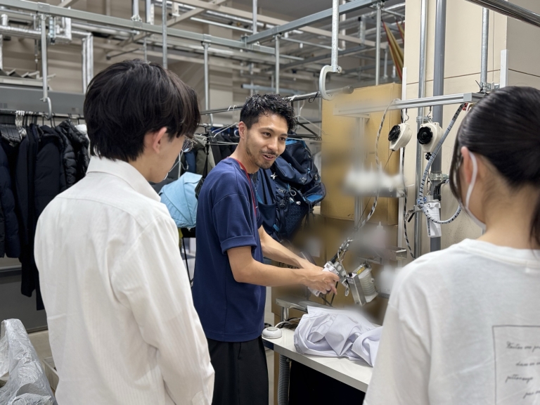 E72773D1-D18C-4196-87E5-DEC647DB1D6B E72773D1-D18C-4196-87E5-DEC647DB1D6B