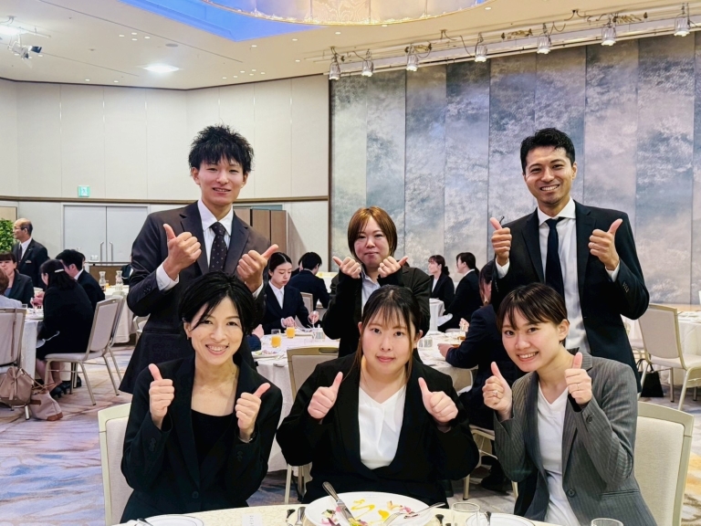 2CA8CC40-DB88-4C9B-9DFD-4569ACEFF236