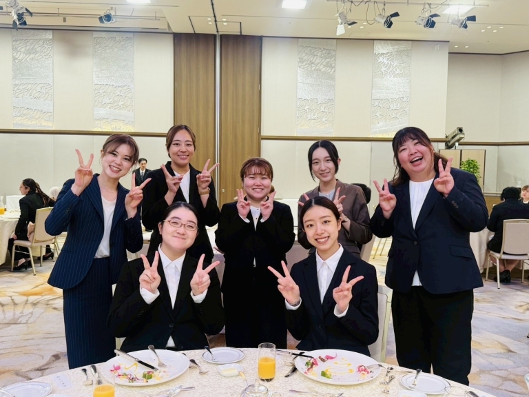 2FDBE723-6603-461C-A6A7-C14ECC0A8A57