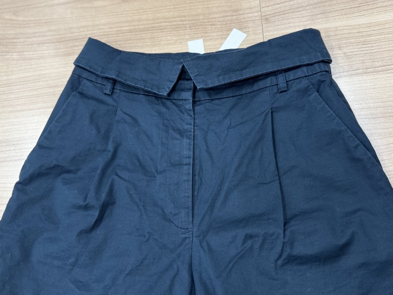 E7B58777-3A3C-47B6-A95C-CE2DB7E903D3