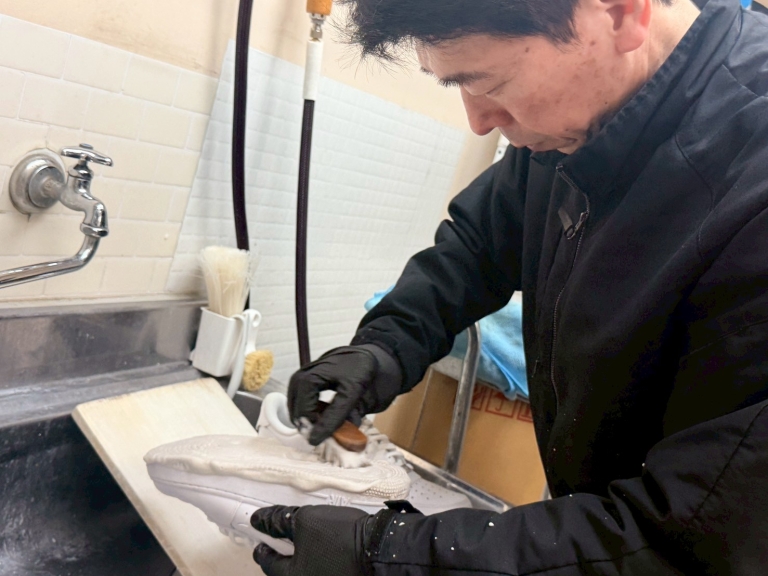 LINE_ALBUM_スニーカー_260220_5