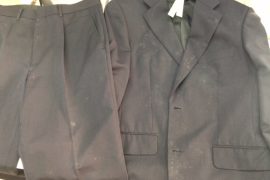 衣類に発生したカビは取れない 解決策と予防策について クリーニング４０３ ヨンマルサン