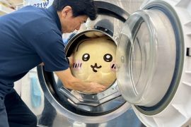 大きなうさぎ（ちいかわ）のぬいぐるみクリーニング